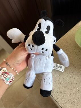 Bendy and the Ink Machine Boris the Wolf 9" Black and White Plush Figure Dog Toy